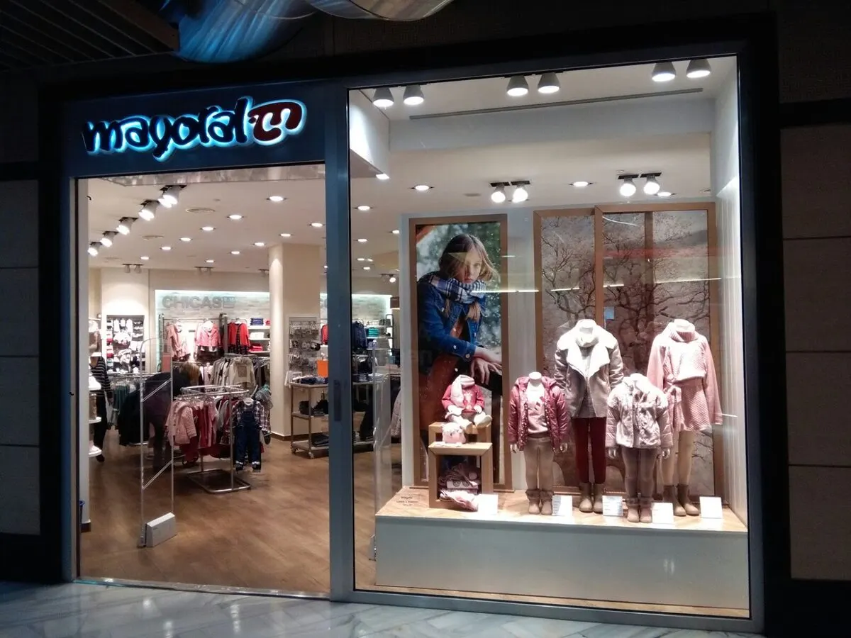 Mayoral - Tienda de Ropa Infantil y para Bebés