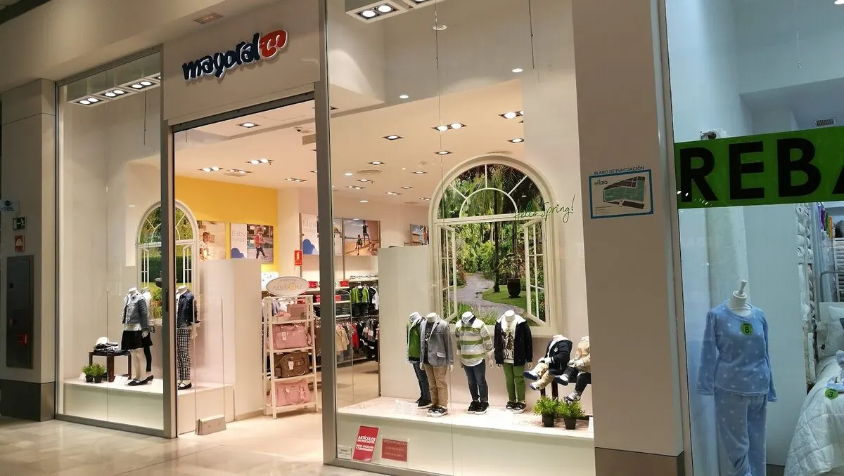 Mayoral - Tienda de Ropa Infantil y para Bebés