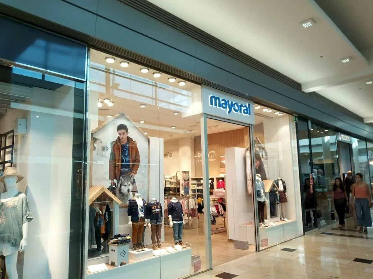 Mayoral - Tienda de Ropa Infantil y para Bebés