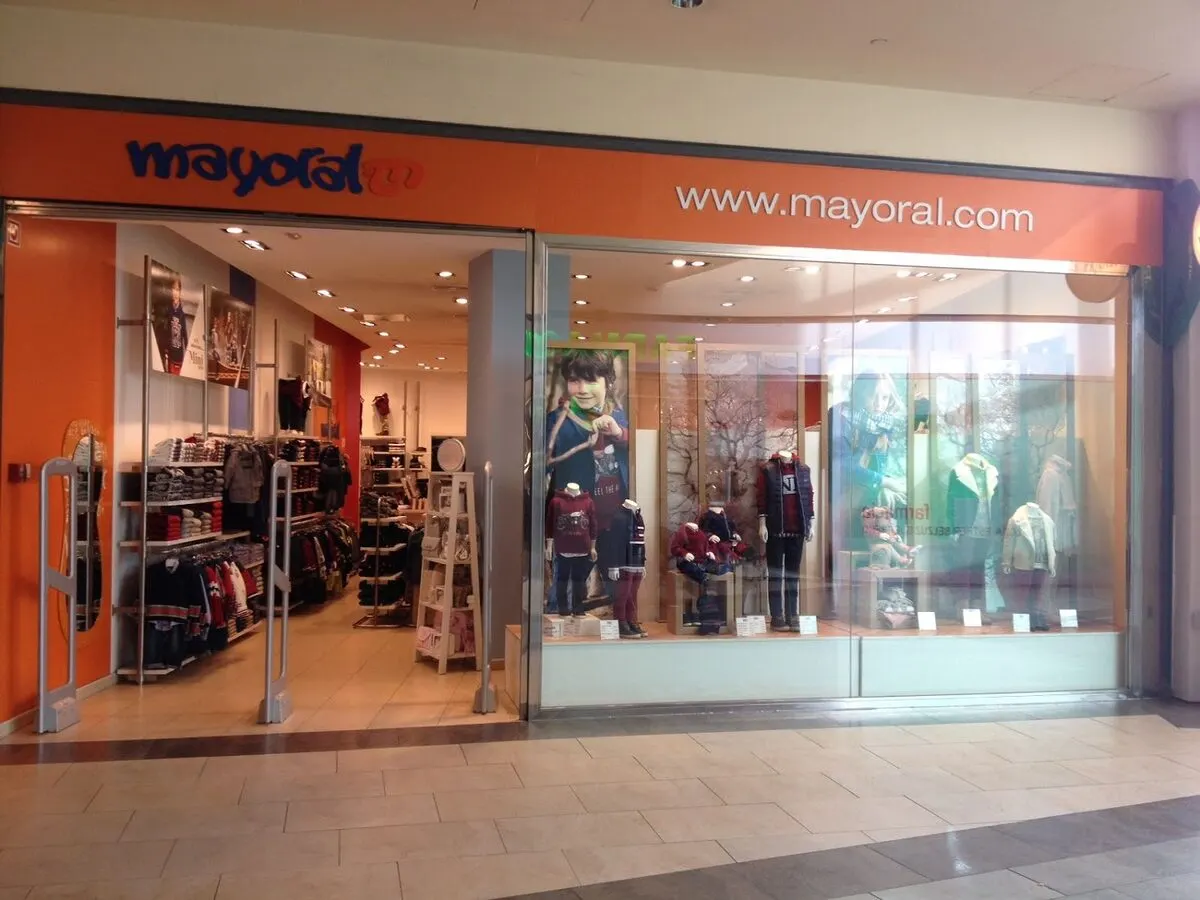 Mayoral - Tienda de Ropa Infantil y para Bebés