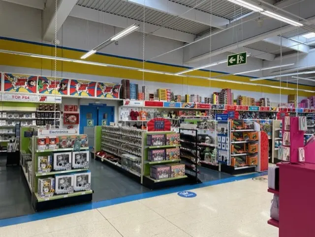 Toys"R"Us - León