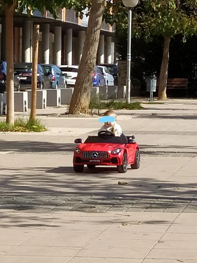 Coches Eléctricos para niños - BabyCoches - Camarma de Esteruelas