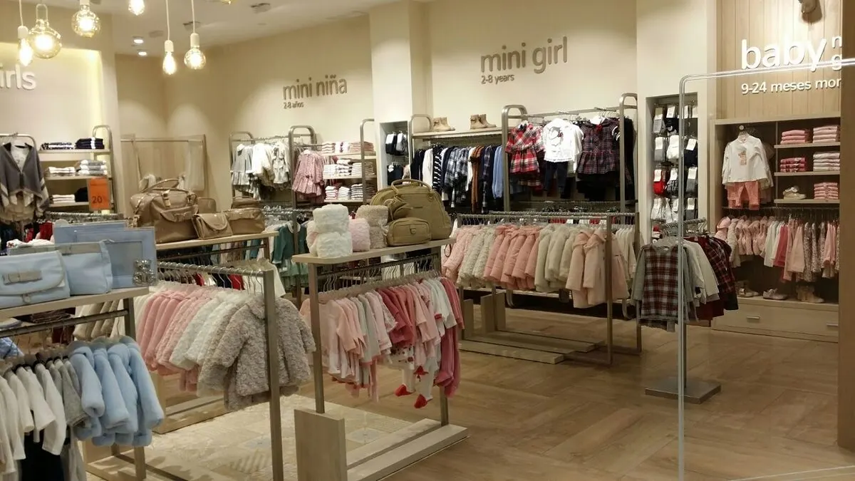Mayoral - Tienda de Ropa Infantil y para Bebés