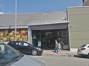 AF1QipOAS2prZ6vf_NV2YsTLtelh5HLnG_aVHehd1JVv=w1500-h1500-k-no