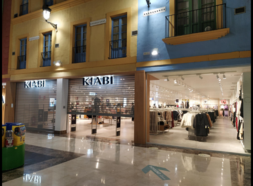 AF1QipP3vlauW3FzKVQrBt3-ri09lfiIrX9ydwcVoCwa=w1500-h1500-k-no