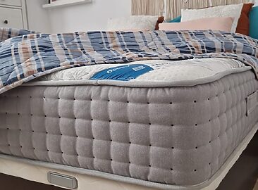 AF1QipPBpYfzqWTgF4xfXwYSNmnVP8ExABcUwl1NQxxY=w1500-h1500-k-no AF1QipPBpYfzqWTgF4xfXwYSNmnVP8ExABcUwl1NQxxY=w1500-h1500-k-no