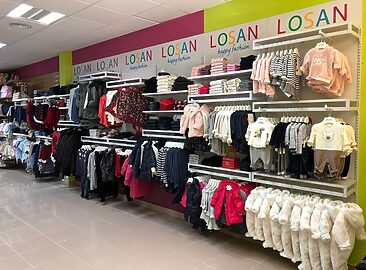 AF1QipPa1STSXLxzZJChZtDNxdPC_rY425z3VIu5MkDK=w1500-h1500-k-no